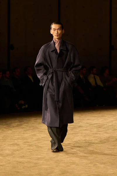 Look 26